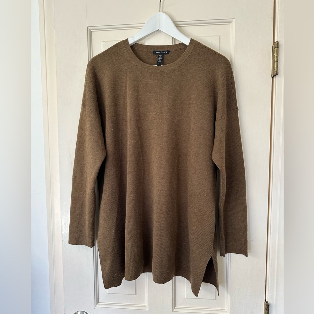 Eileen Fisher - 100% extra fine merino wool sweater. Size S.